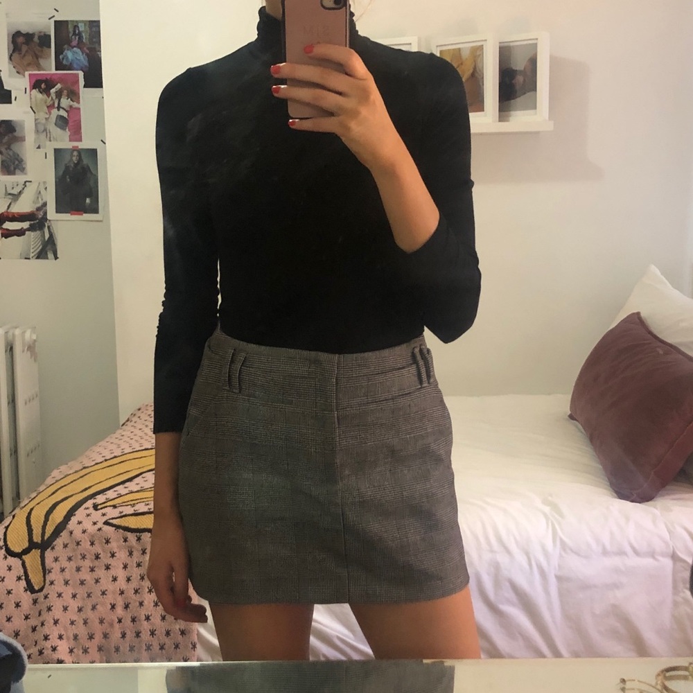 Houndstooth mini skirt